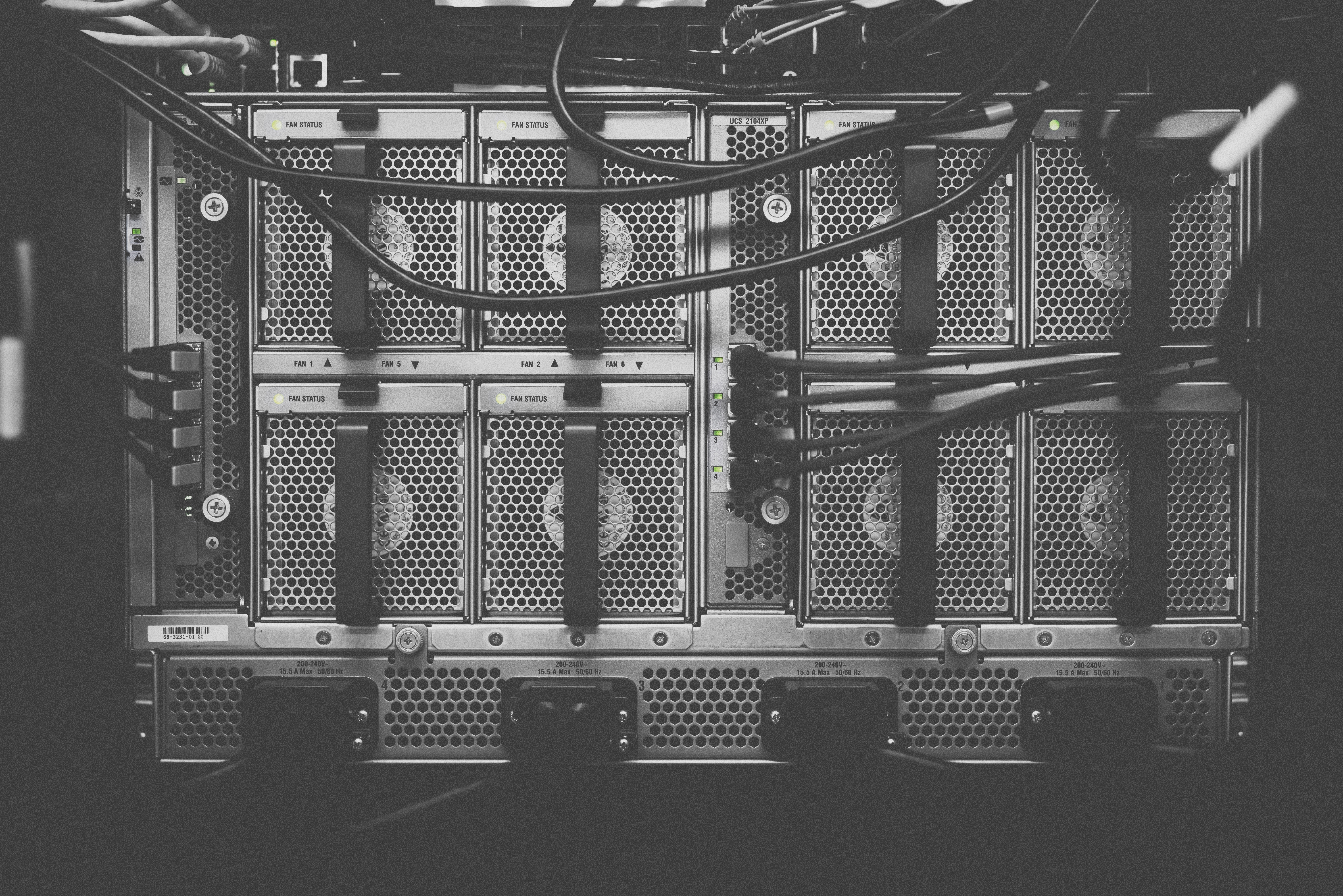 PROXMOX VE: VIRTUALIZZAZIONE E GESTIONE SERVER AZIENDALI